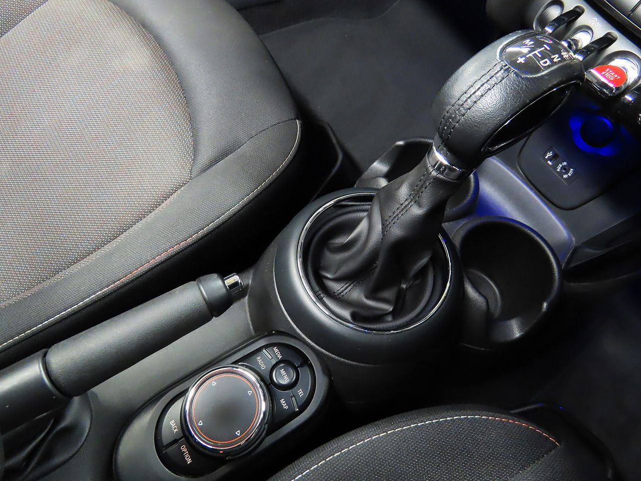 MINI CONVERTIBLE COOPER