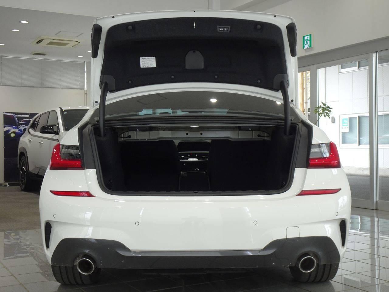 G20 320i Saloon RHD TU