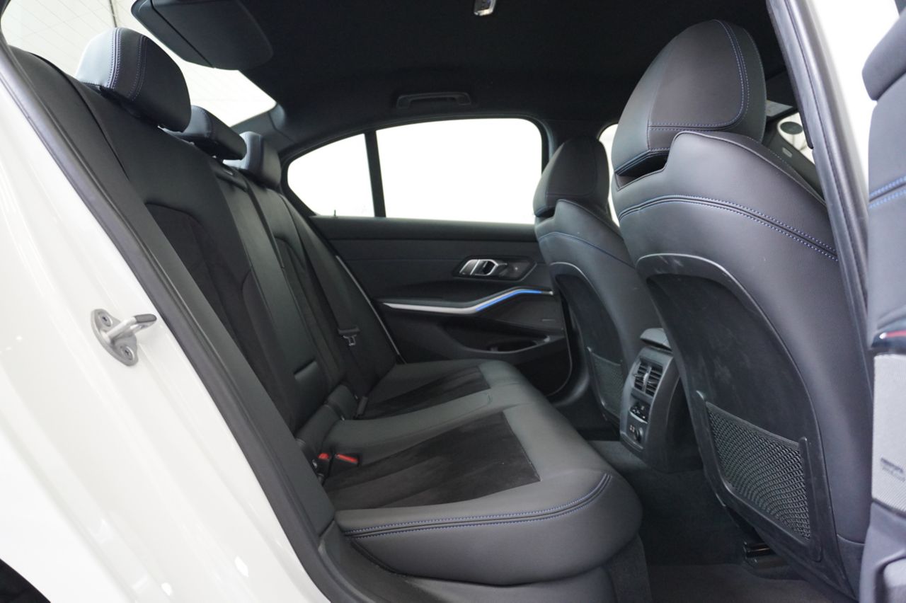 G20 330i Saloon RHD MX