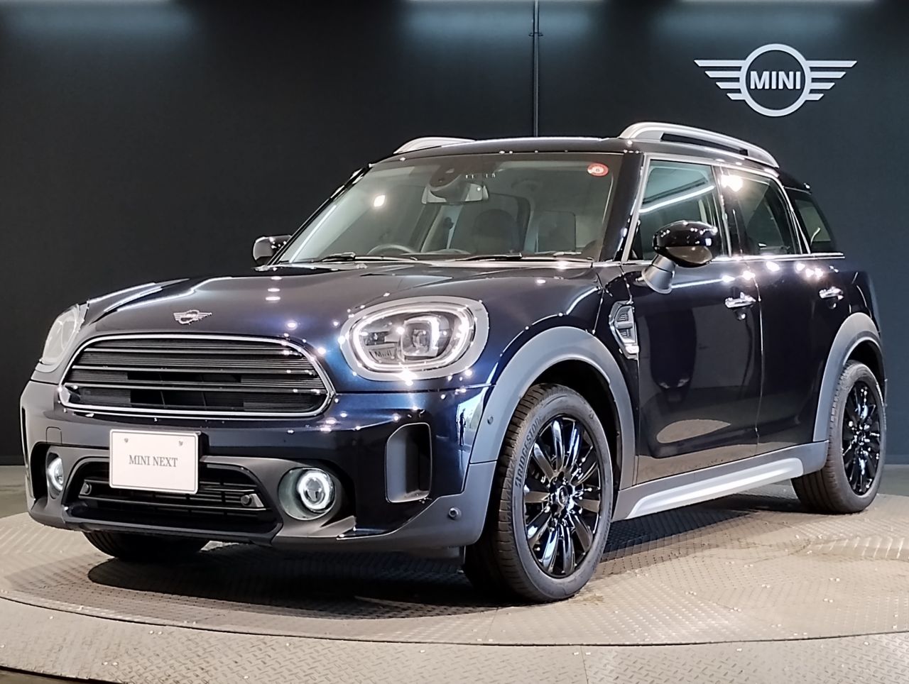 MINI COOPER D CROSSOVER.