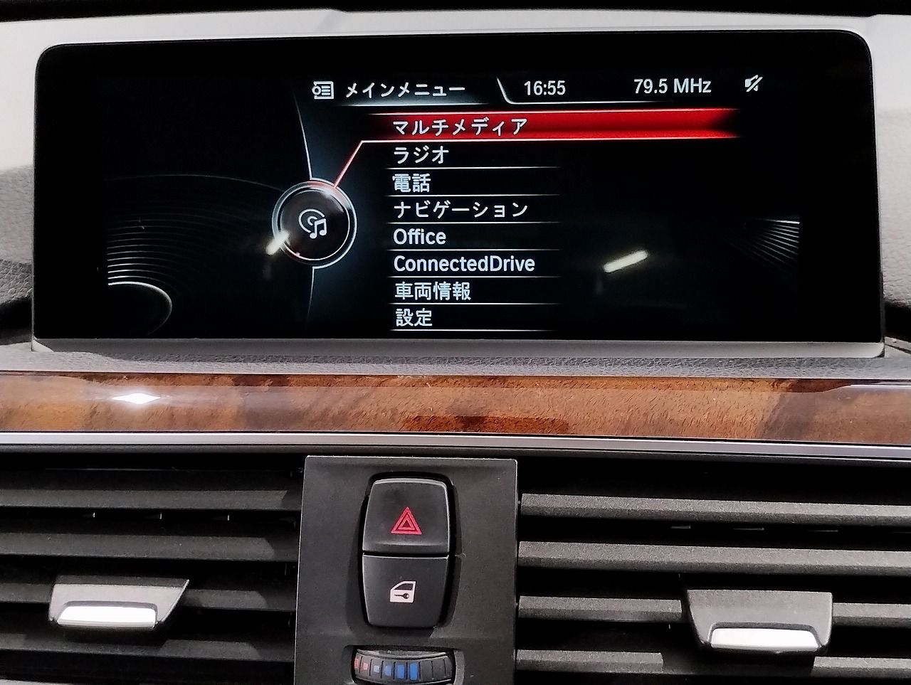 320D SEDAN RHD