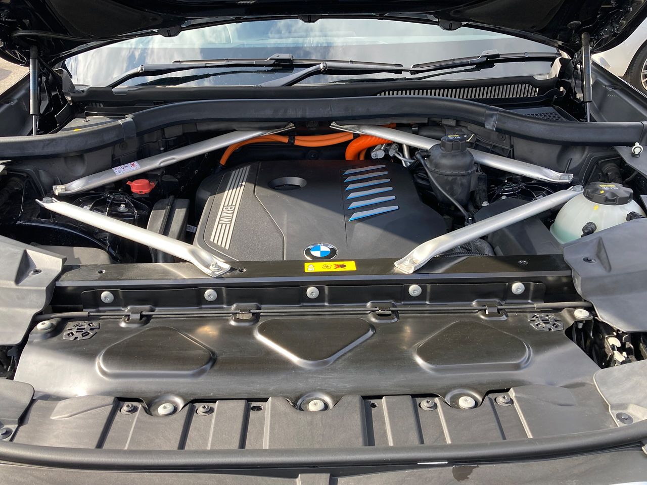 G05 X5 xDrive45e xLine XB1 PHEV