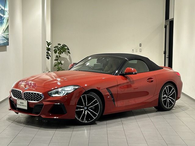 G29 z4 sDrive20i RHD