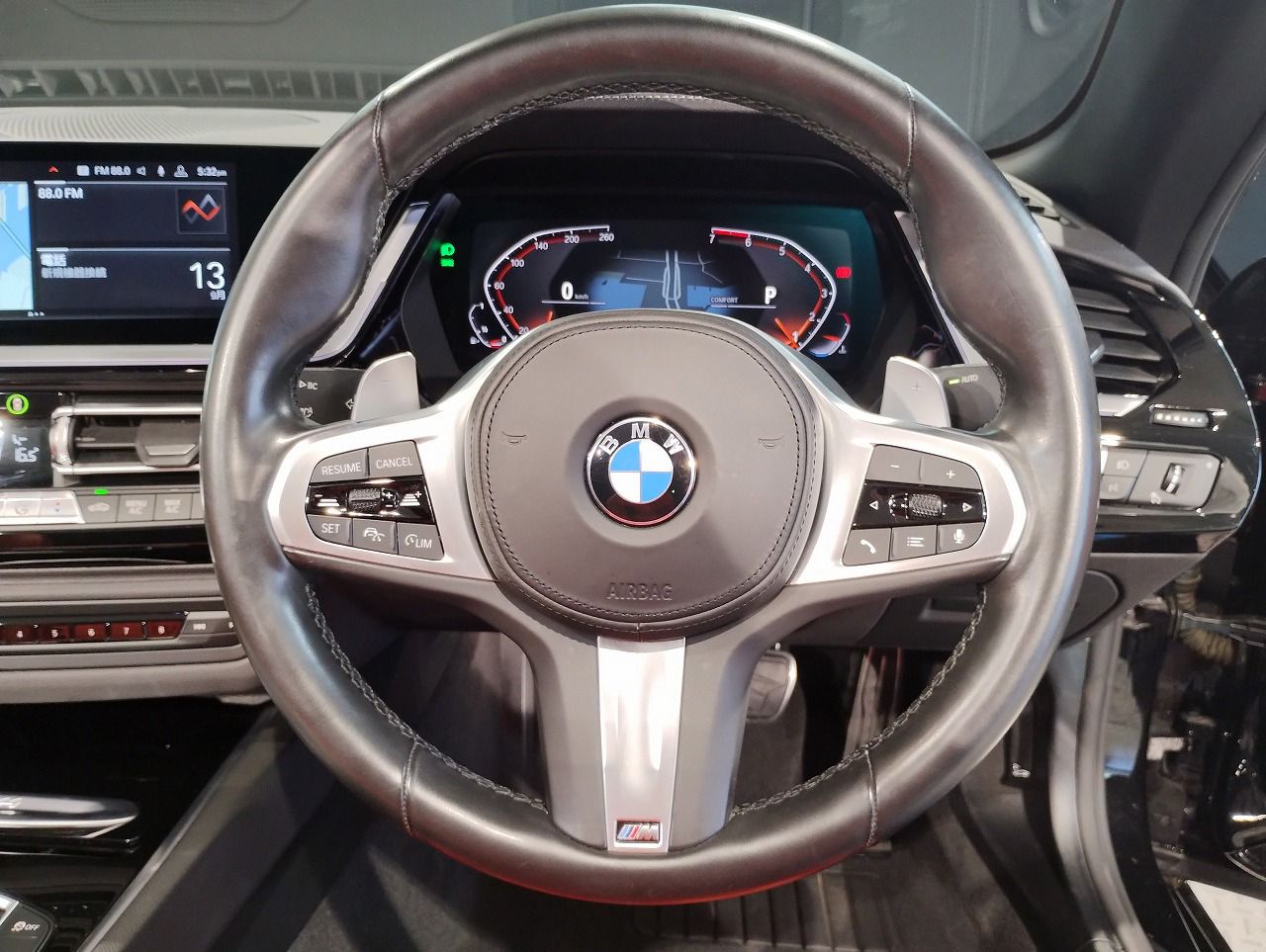 G29 z4 sDrive20i RHD