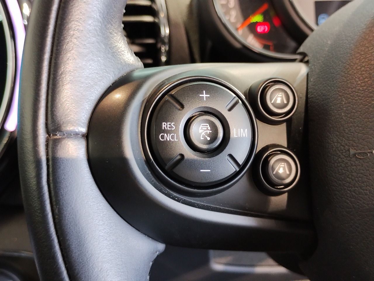 MINI CLUBMAN COOPER S D