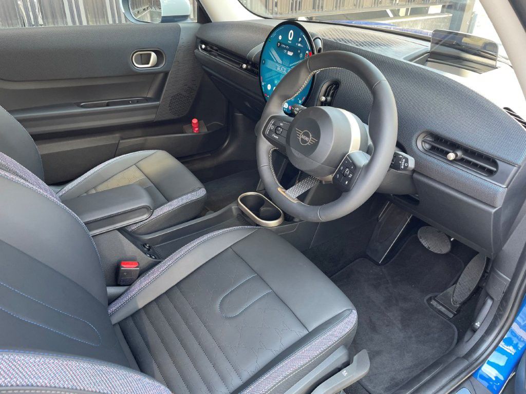 F66 MINI Cooper C 3Dr