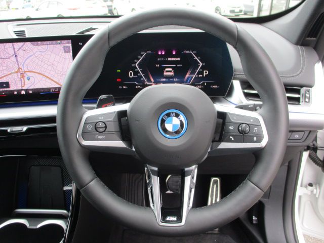 U11 iX1 xDrive30