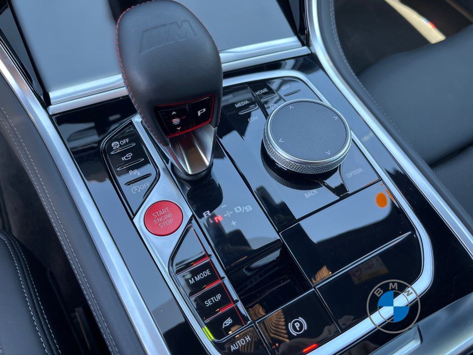 BMW M8