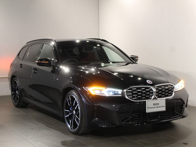 G21 M340i xDrive Touring LCI RHD