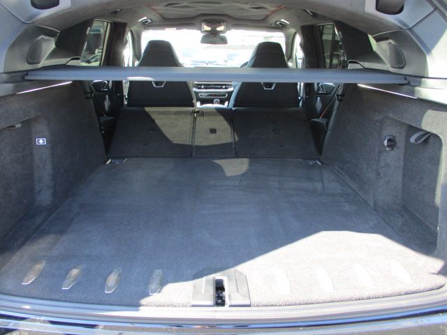 XM RHD