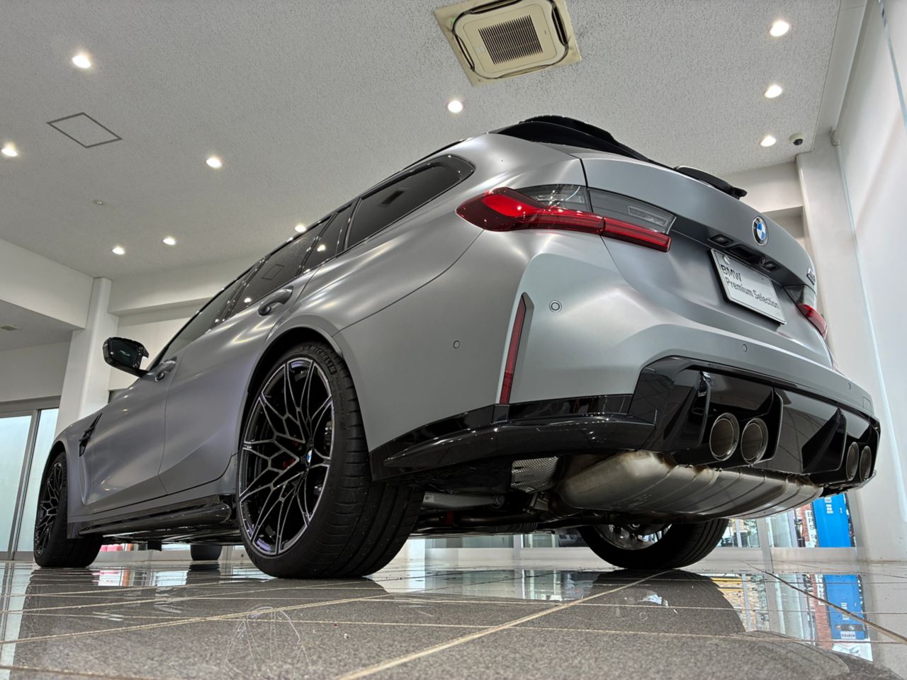 G** M* C********** * x***** T******