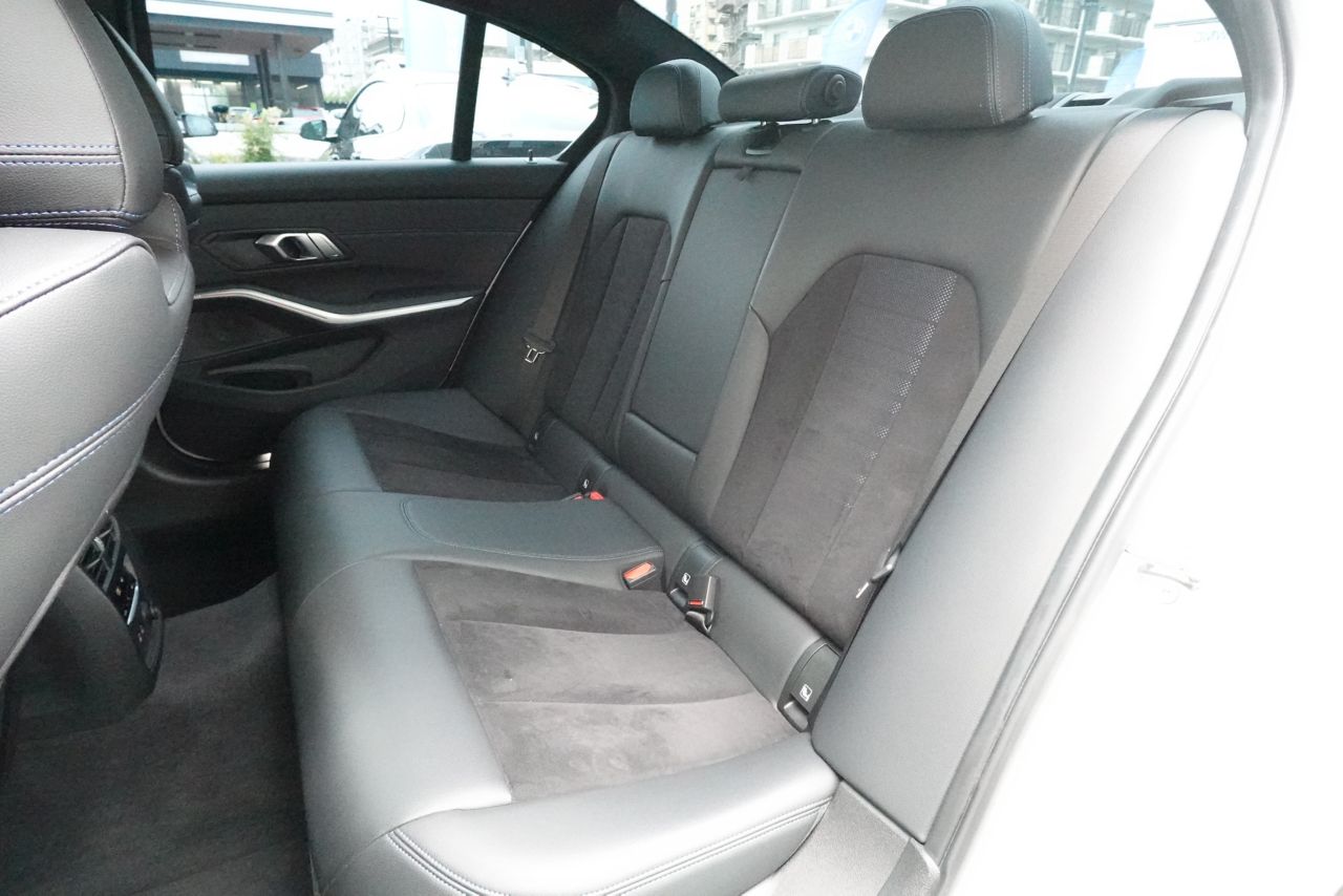 G20 320i Saloon RHD TU