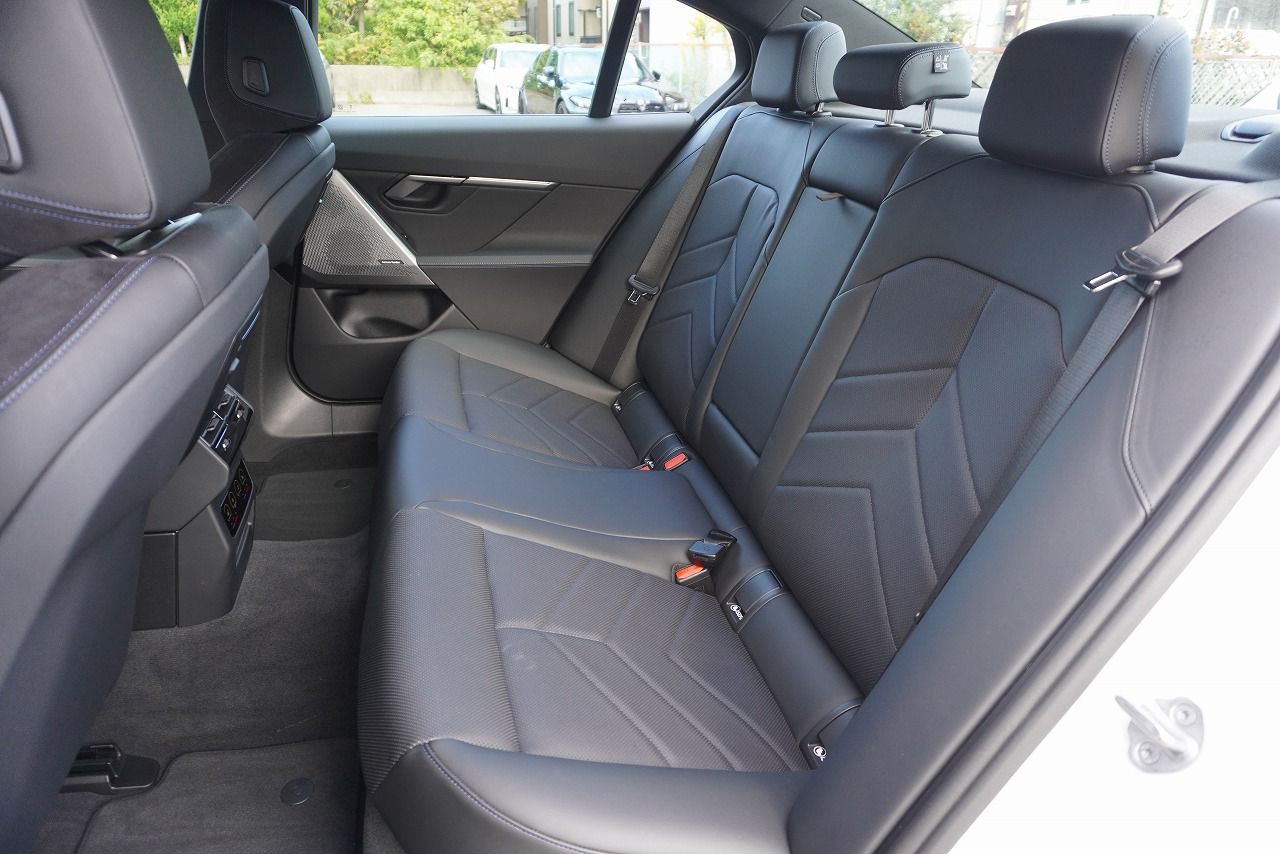 BMW i5 M60 xDrive Sedan RHD