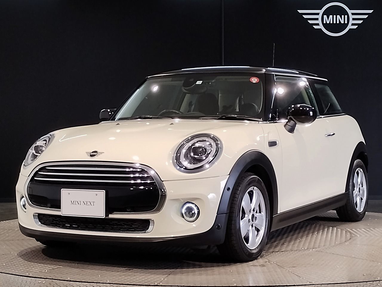 MINI COOPER 3 DOOR.