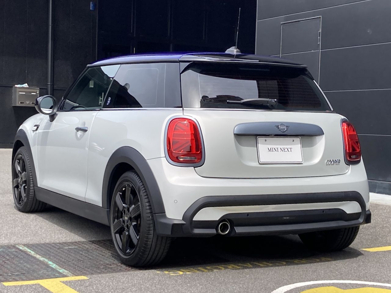 MINI Cooper F56 RHD