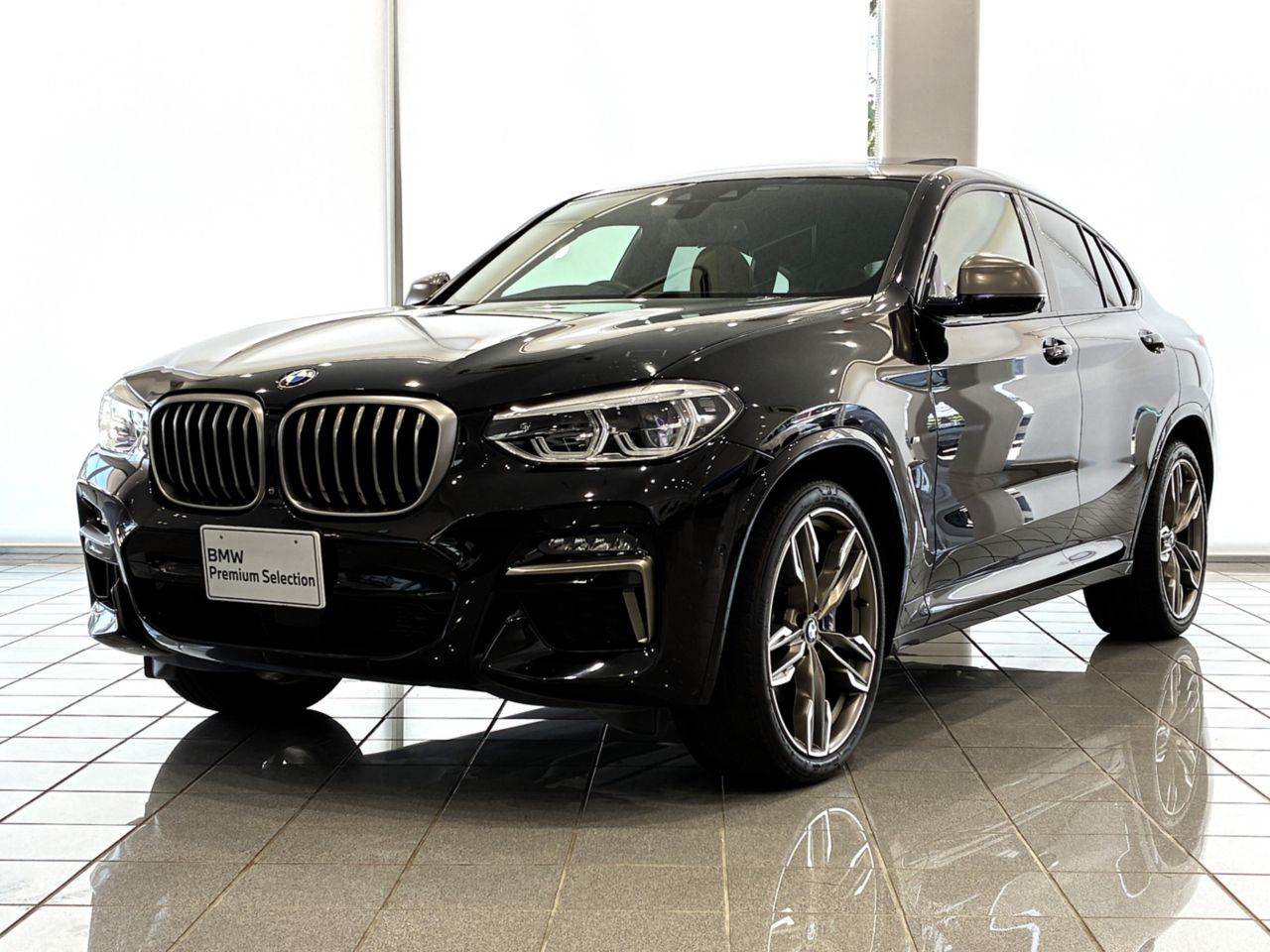 X4 M40i
