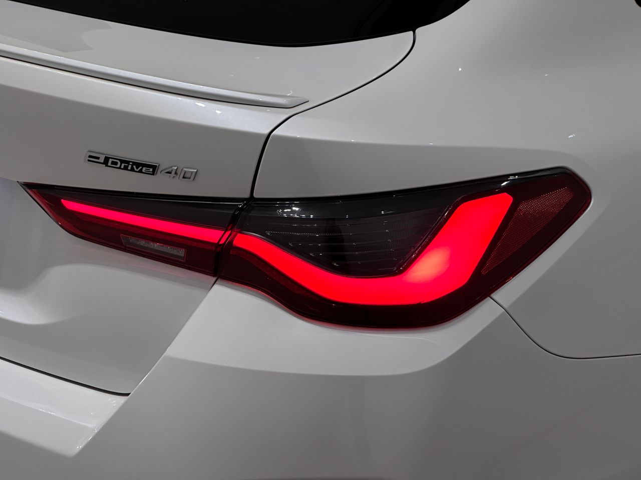 G26 i4 eDrive40 RHD