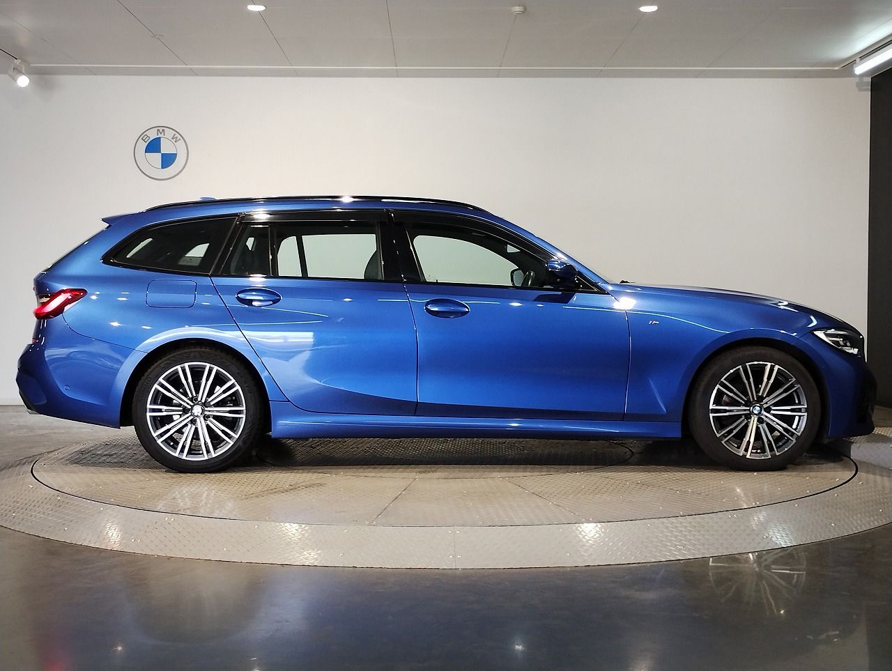 G21 320d xDrive Touring RHD