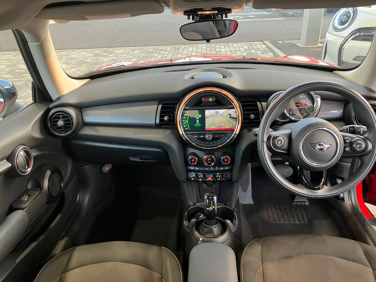 F56 MINI Cooper 3-Door Hatch LCI