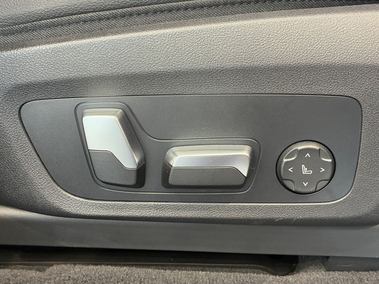 G01 X3 xDrive20d RHD ZA LCI