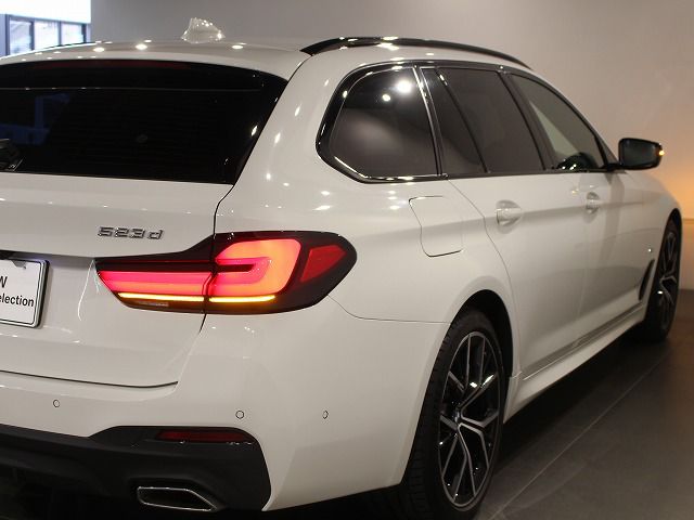 520d xDrive Touring RHD