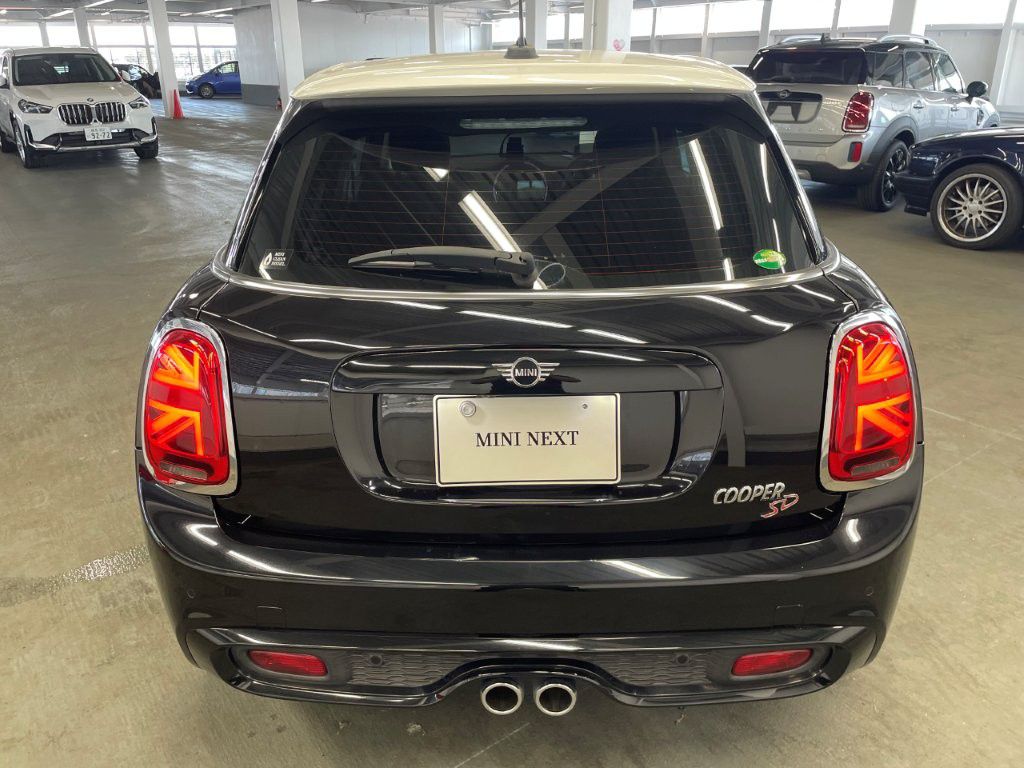 F55 MINI Cooper SD 5dr Hatch LCI