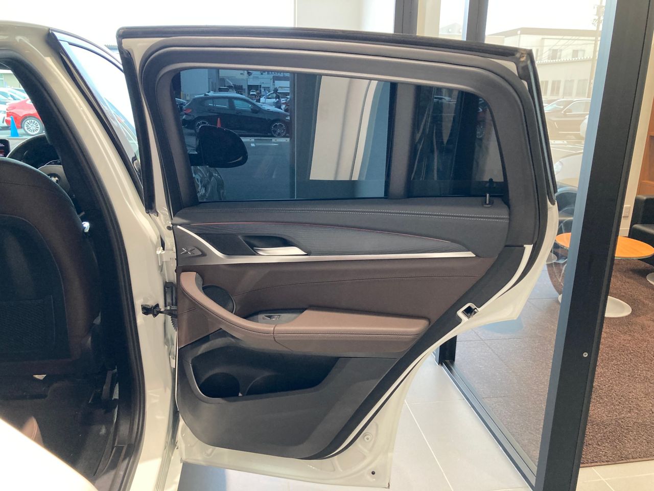 X4 xDrive20d RHD