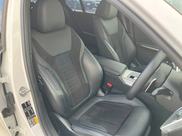 G20 330e Saloon RHD