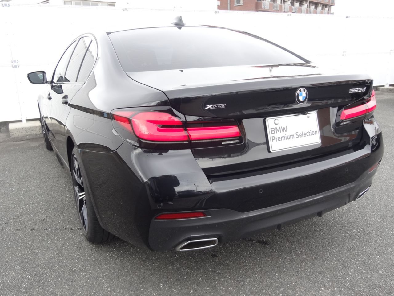 520d xDrive Sedan RHD