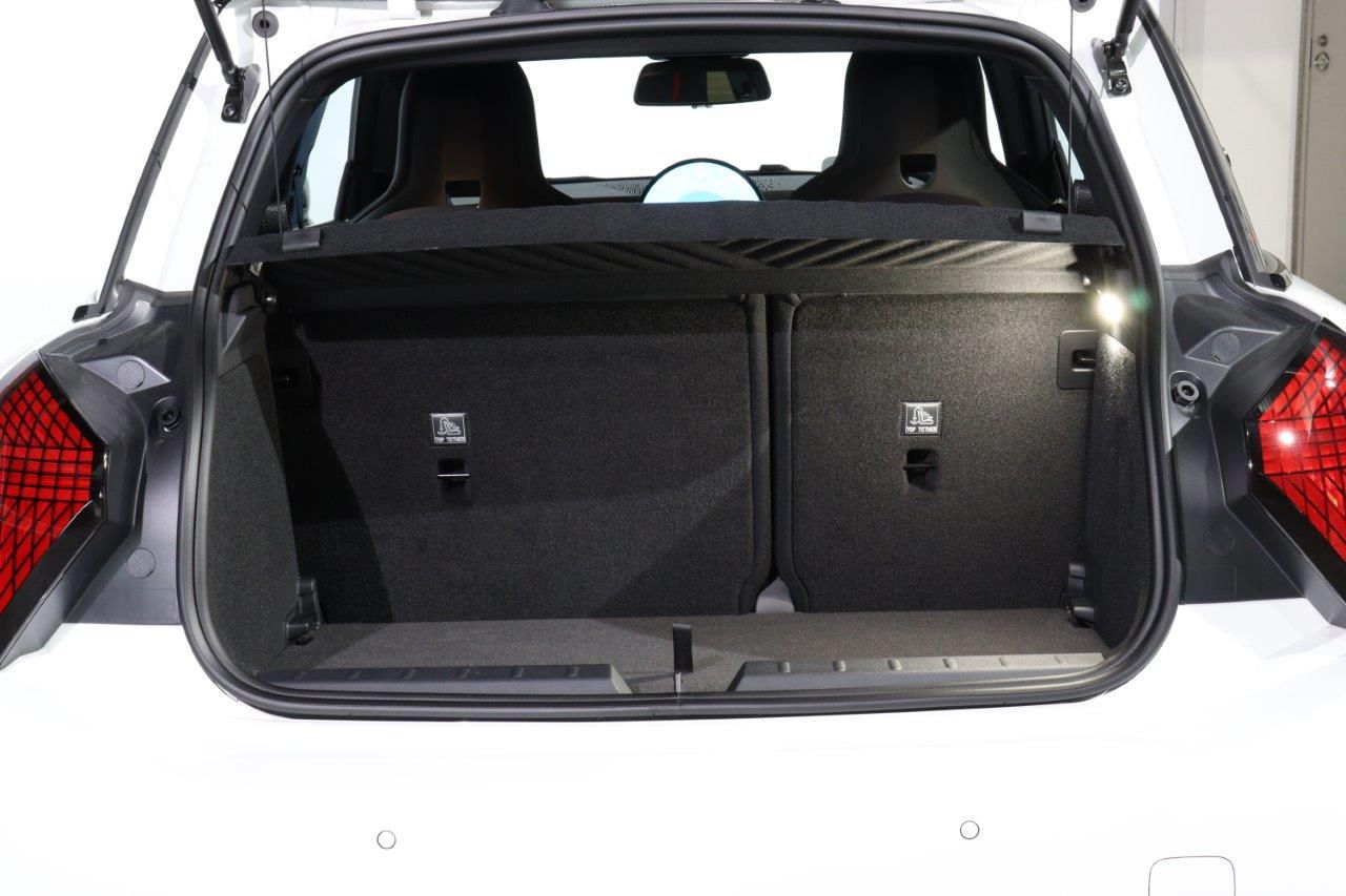 J01 MINI John Cooper Works Electric