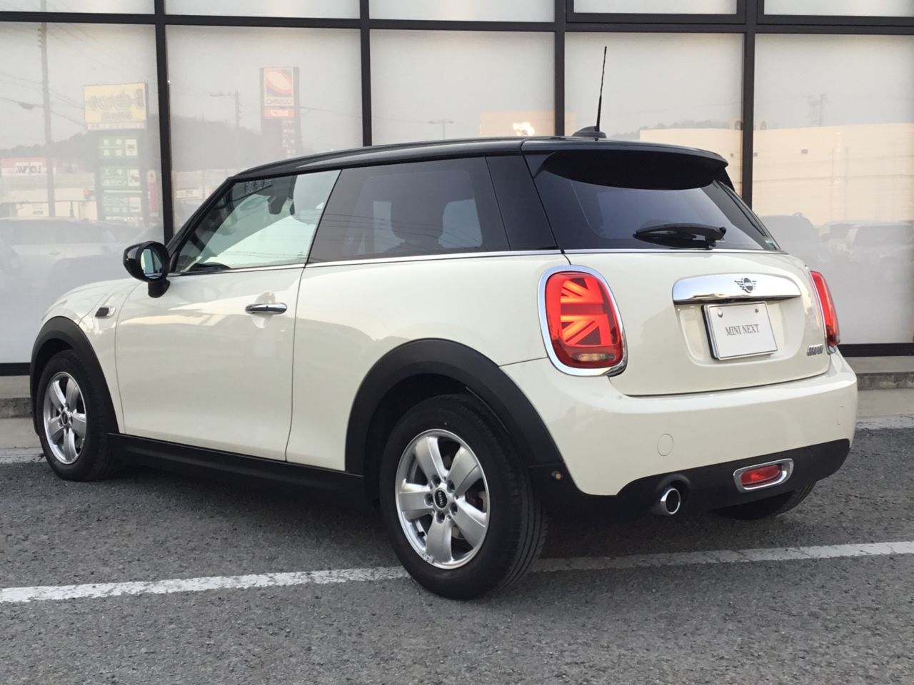 F56 MINI Cooper 3-Door Hatch LCI