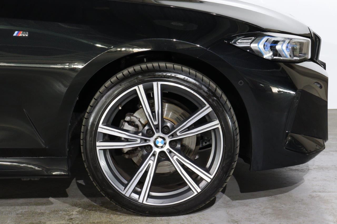 320d xDrive Berline RHD