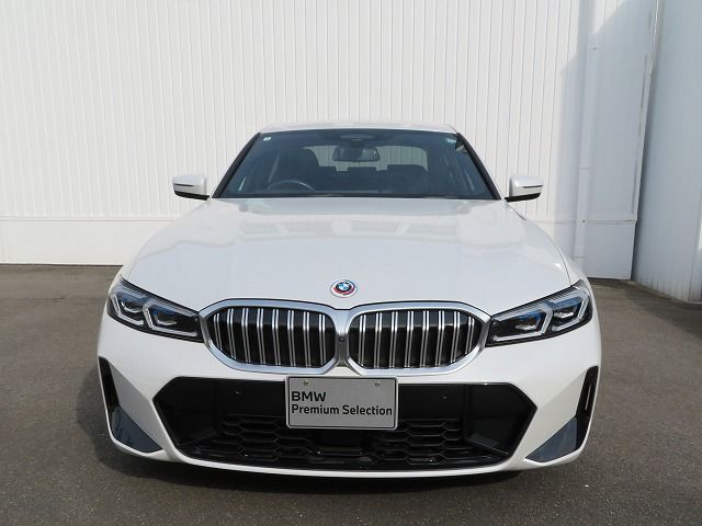 320d xDrive Berline RHD