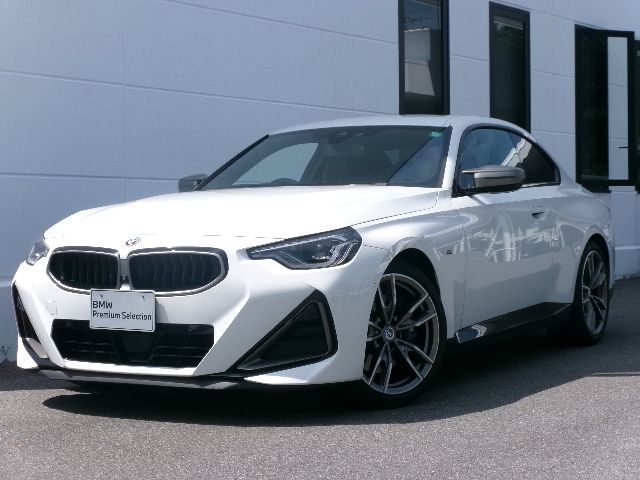 M240i xDrive Coupe