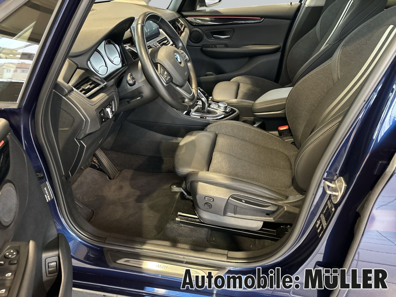 BMW 218