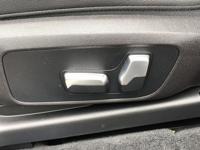 G08 iX3 BEV RHD