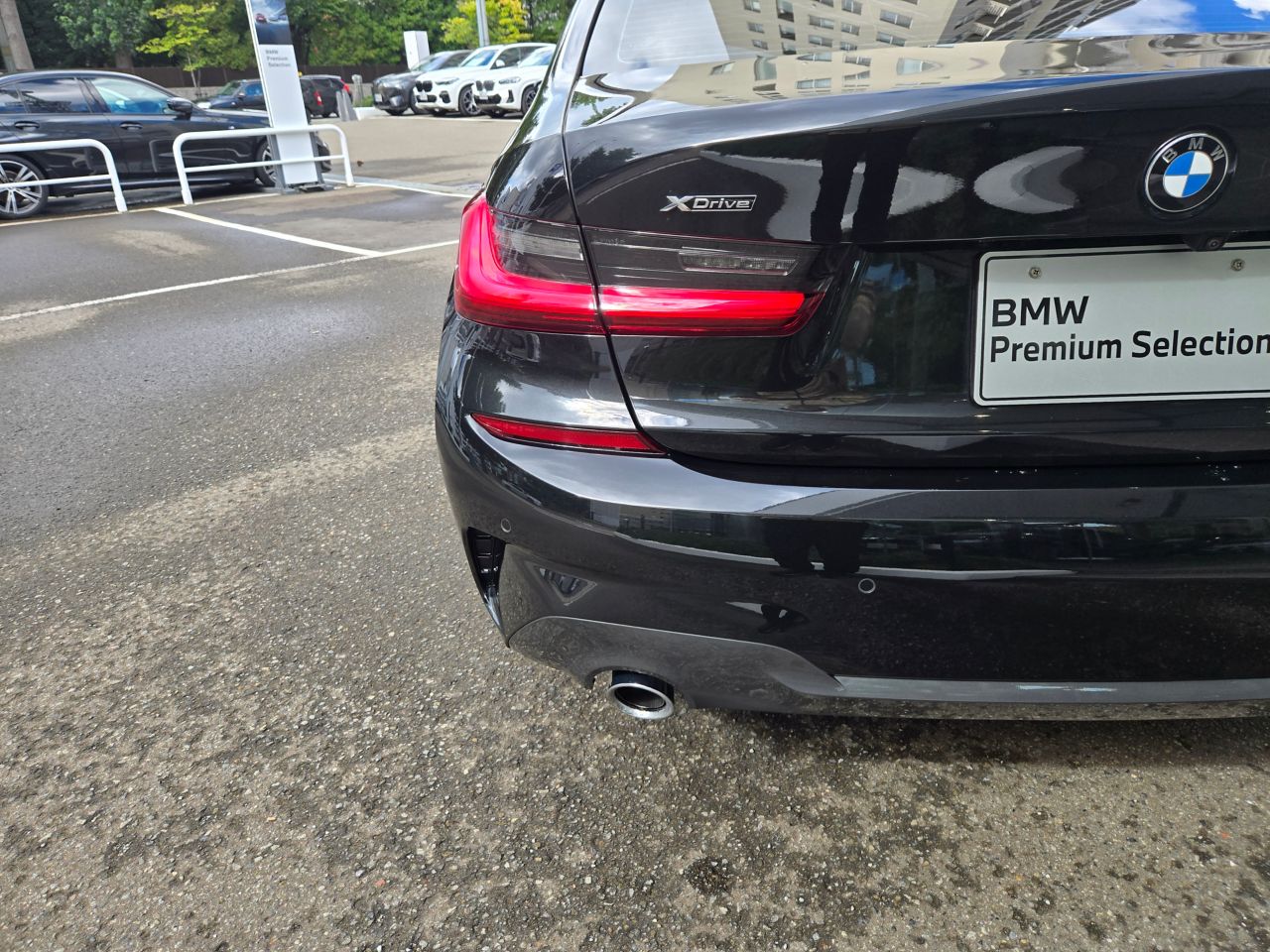 G20 320d xDrive RHD Saloon