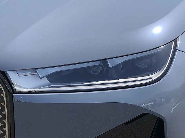 i20 iX xDrive40