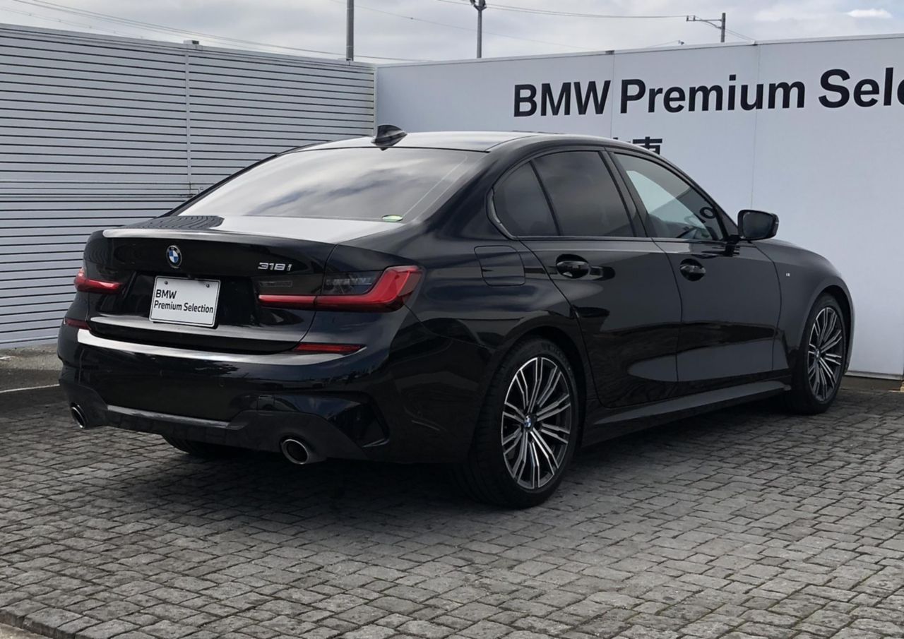 318i Berline RHD