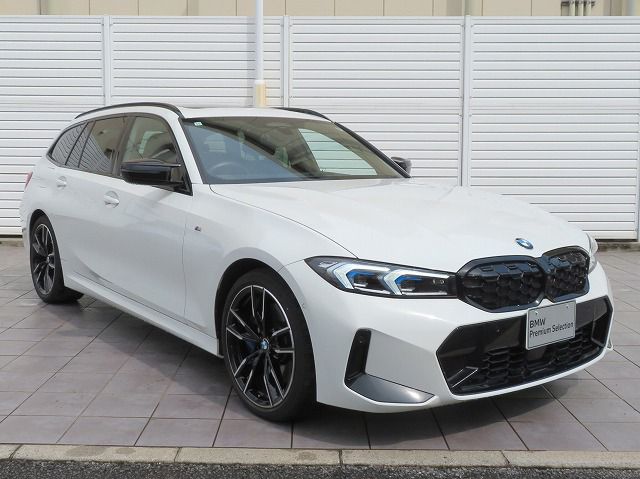 G21 M340i xDrive Touring LCI RHD
