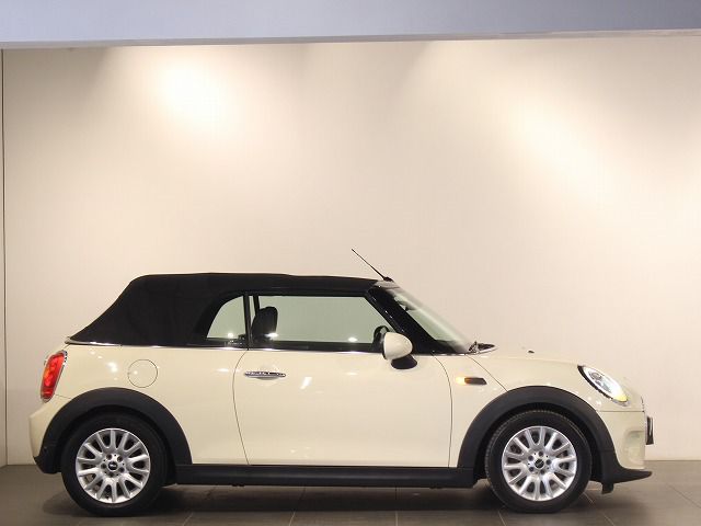 MINI CONVERTIBLE COOPER