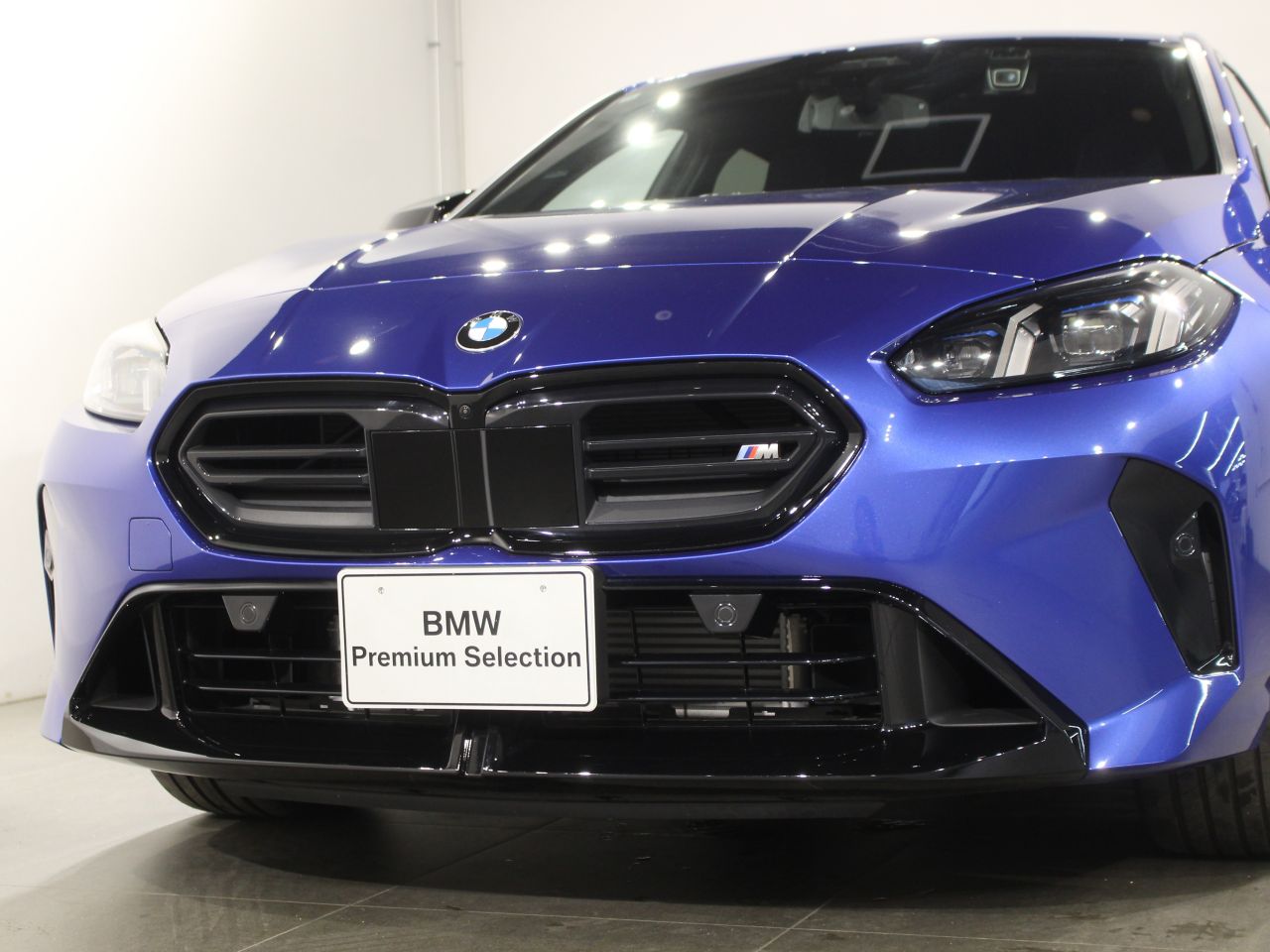 M135 xDrive Sports Hatch