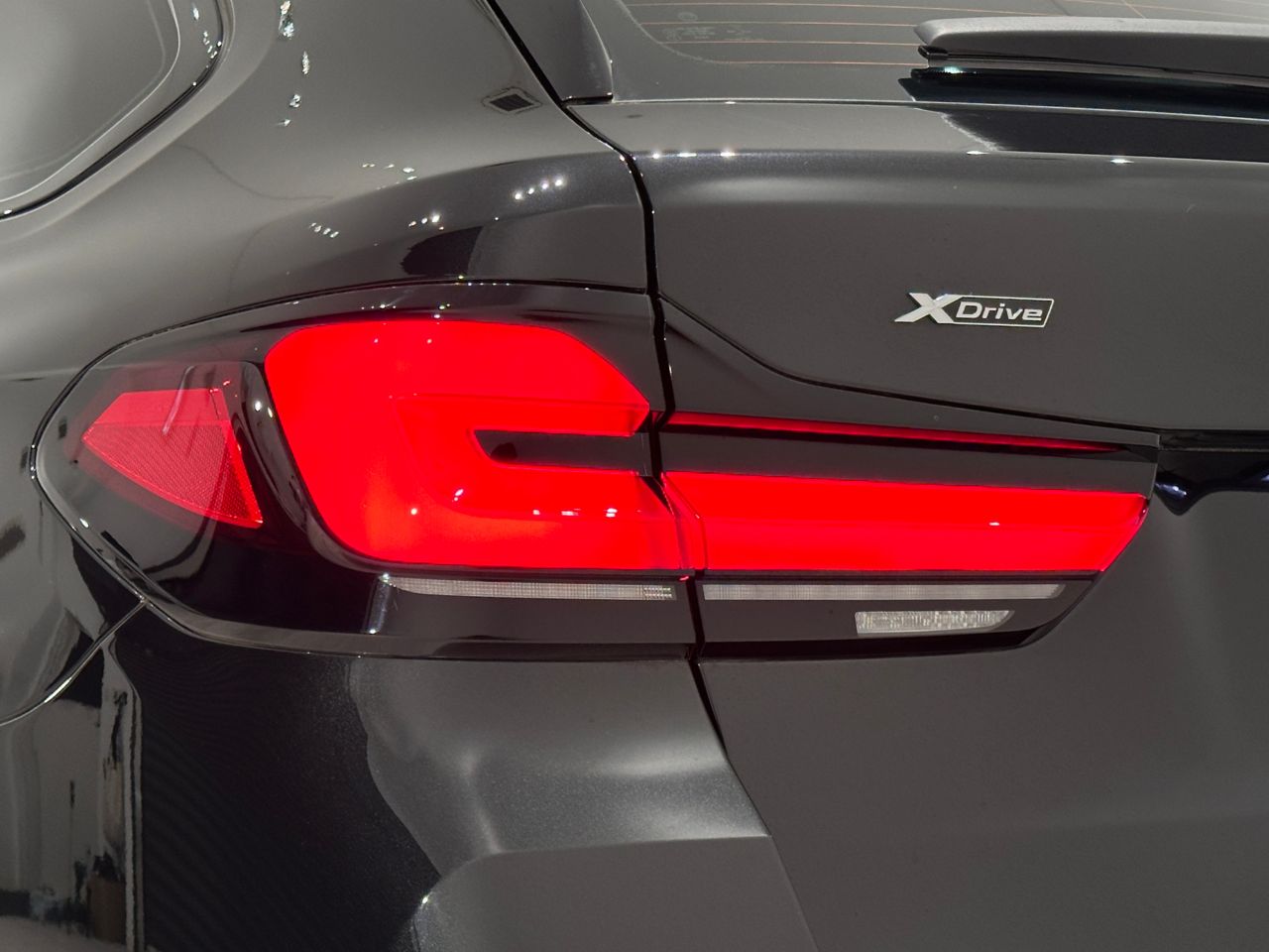 520d xDrive Touring RHD