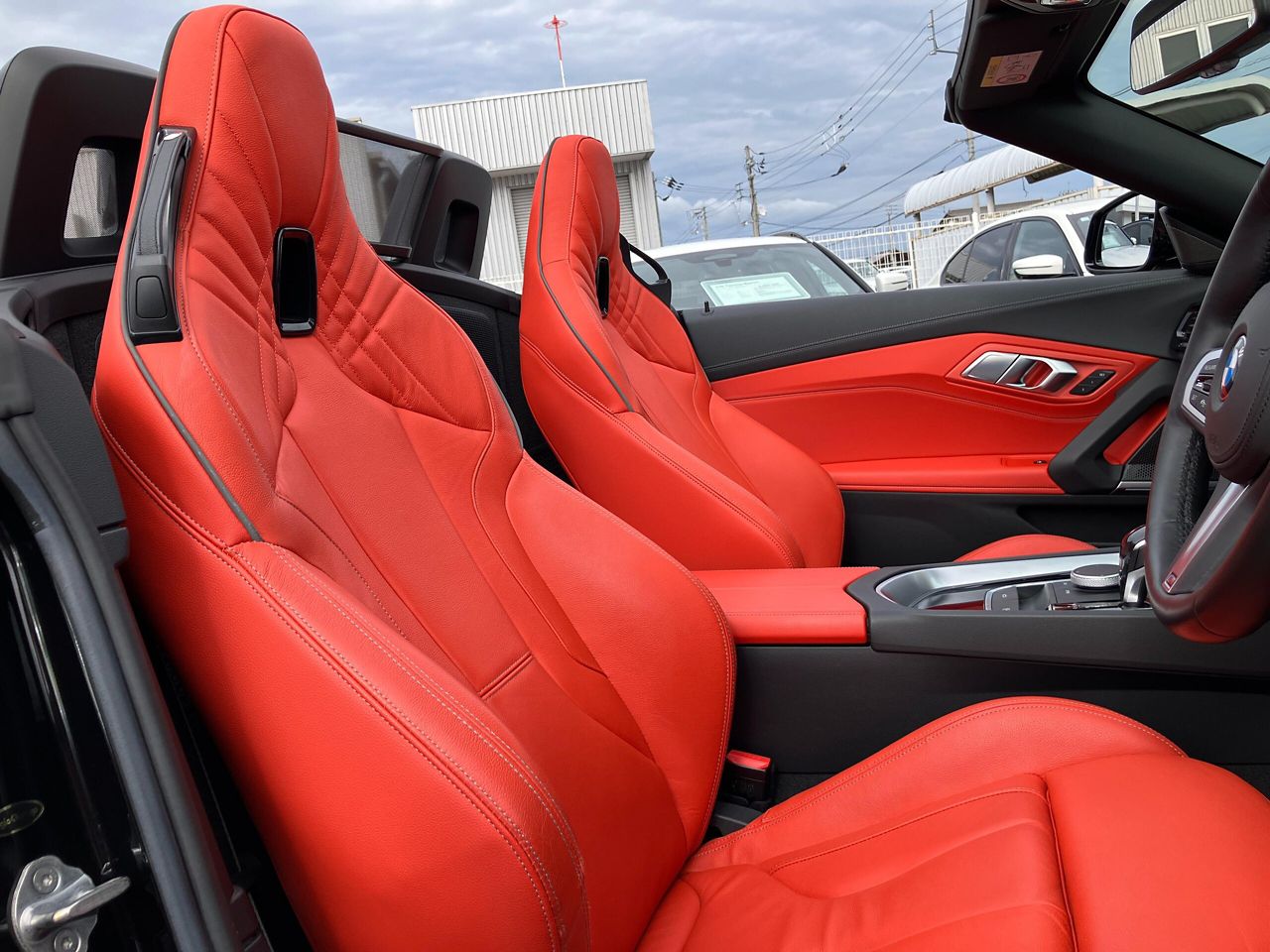 G29 z4 sDrive20i RHD