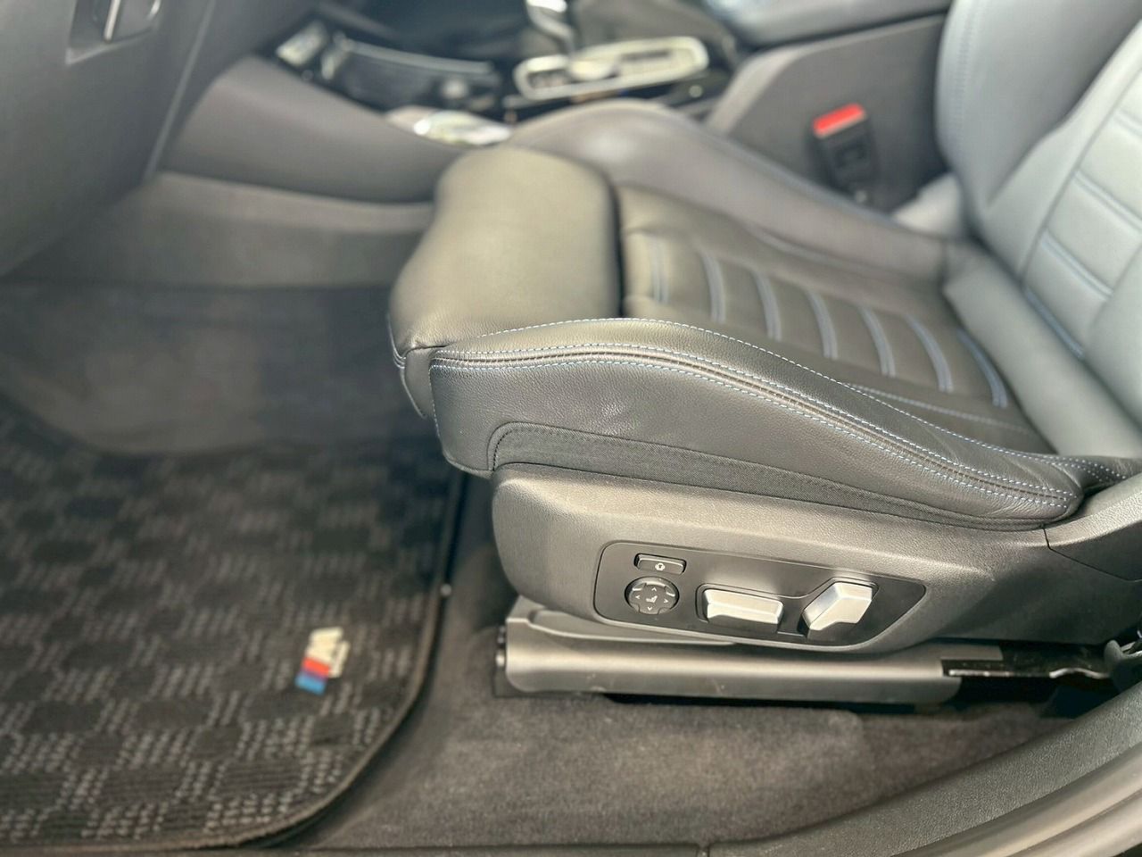G01 X3 M40d RHD LCI ZA