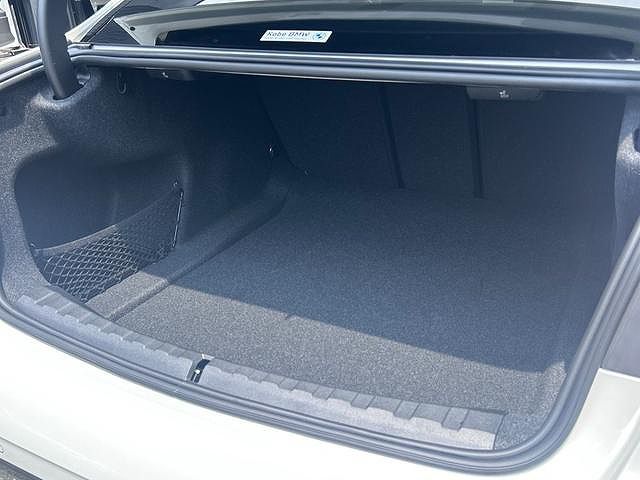 320d xDrive Berline RHD