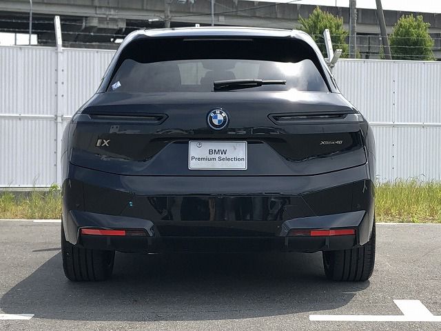 i20 iX xDrive40