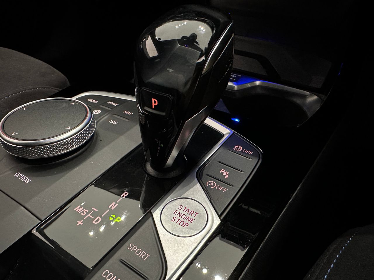 F4* **35i xDrive **** ***** B48 2.0i