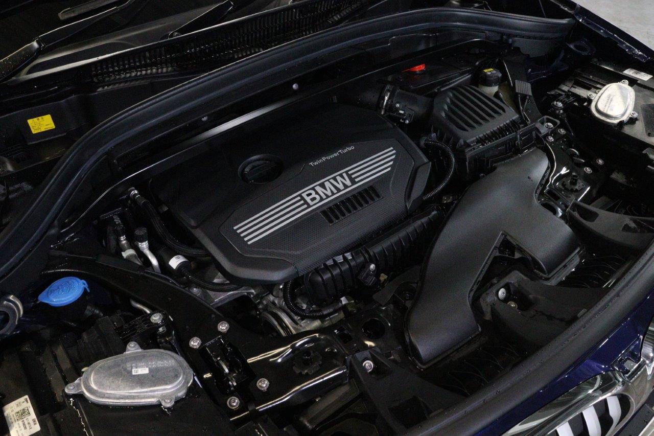 X1 sDrive18i RHD