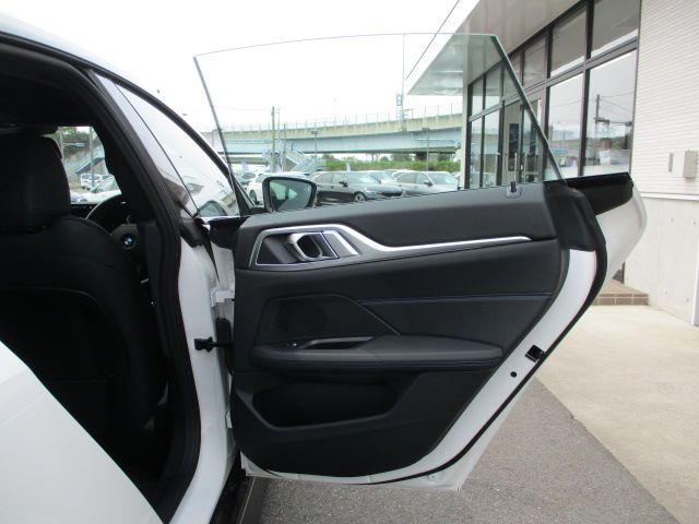 G26 420d xDrive Gran Coupe RHD